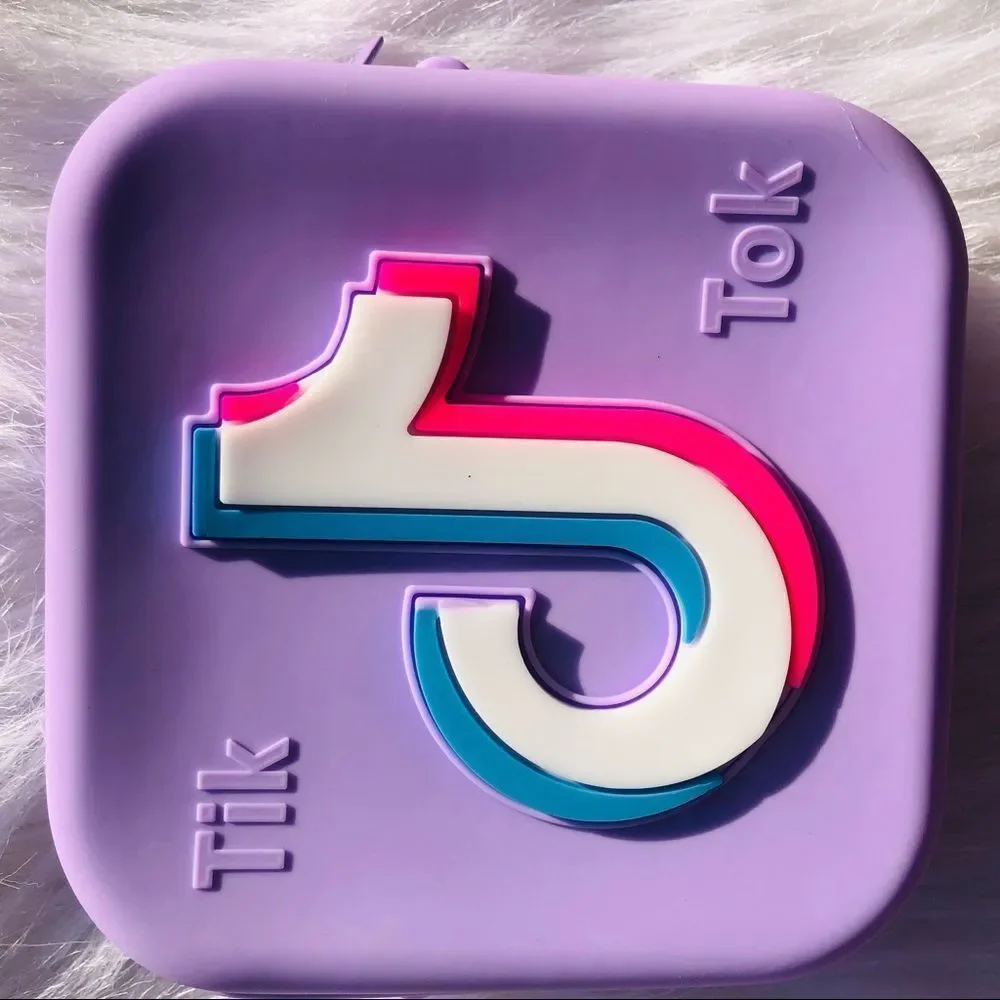 ‎Tik Tok Purse